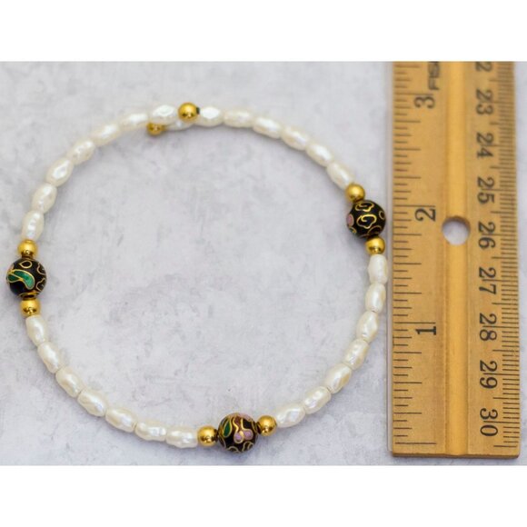 8 inch, Vintage White Faux Pearl Statement Unique Bracelet - C8 - Picture 3 of 3